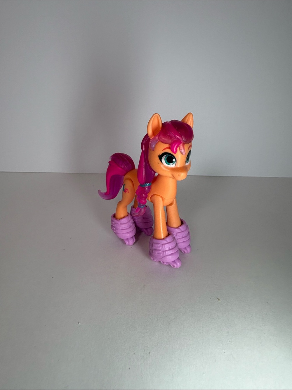 2021 Hasbro My Little Pony A New Generation Crystal Sunny Starscout Skating 3”